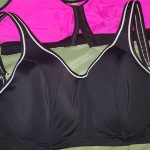 Women's sports bra